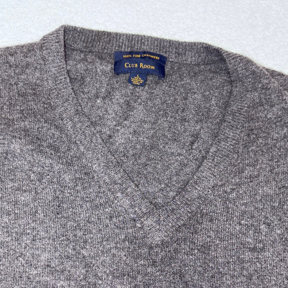 Club Room Charcoal V-Neck cashmere Sweater men’s size large - Picture 2 of 6